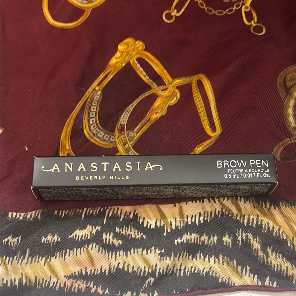 Anastasia Beverly Hills Brow Pen in Black